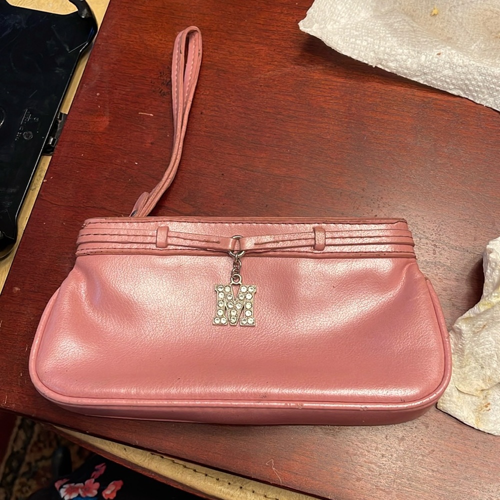 🔴SMALL Clutch with Personalized “M” outlined in Crystals(Bra&BeltBox)